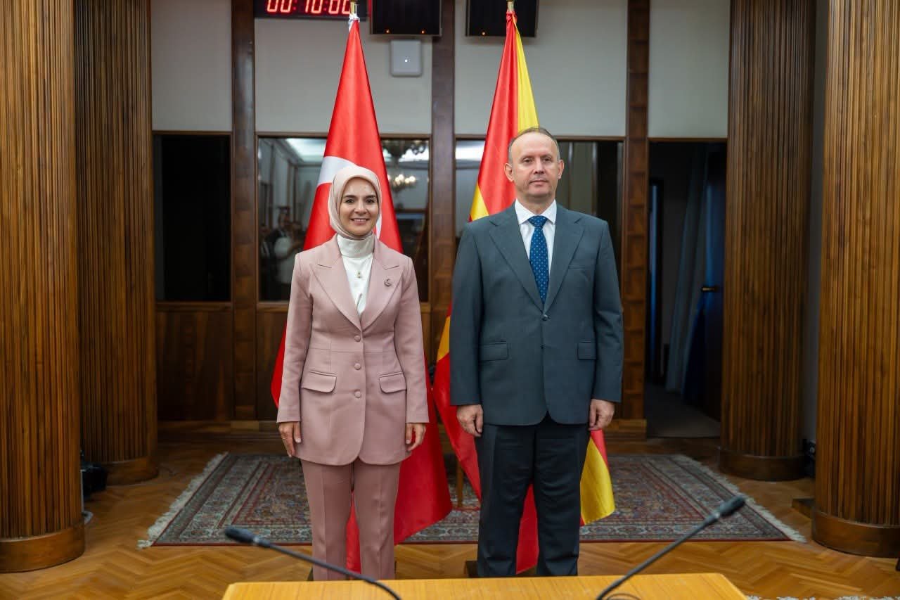 Kryeparlamentari Gashi pret ministren turke Mahinur Özdemir Göktaş  në fokus politikat sociale dhe fuqizimi i familjes
