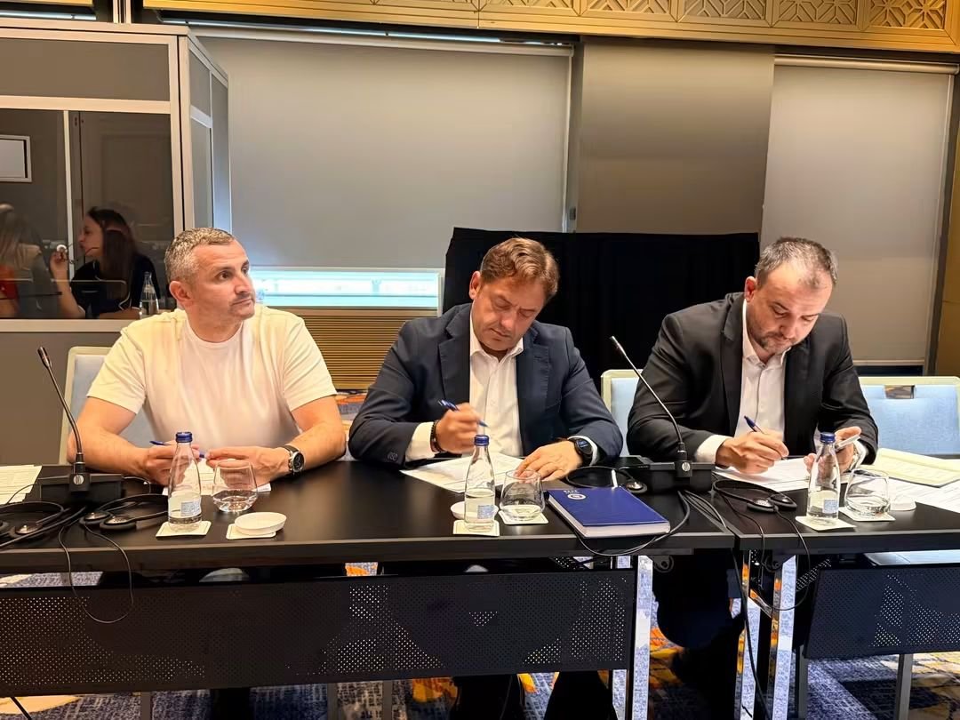 Fisnik Mela merr pjesë në Konferencën Rajonale të Partive Politike të Ballkanit Perëndimor në Budva