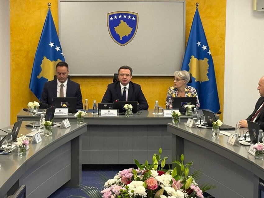 Kurti  Urojmë që drejtuesit e UÇK së të kthehen të lirë në vendin e tyre e pranë familjeve