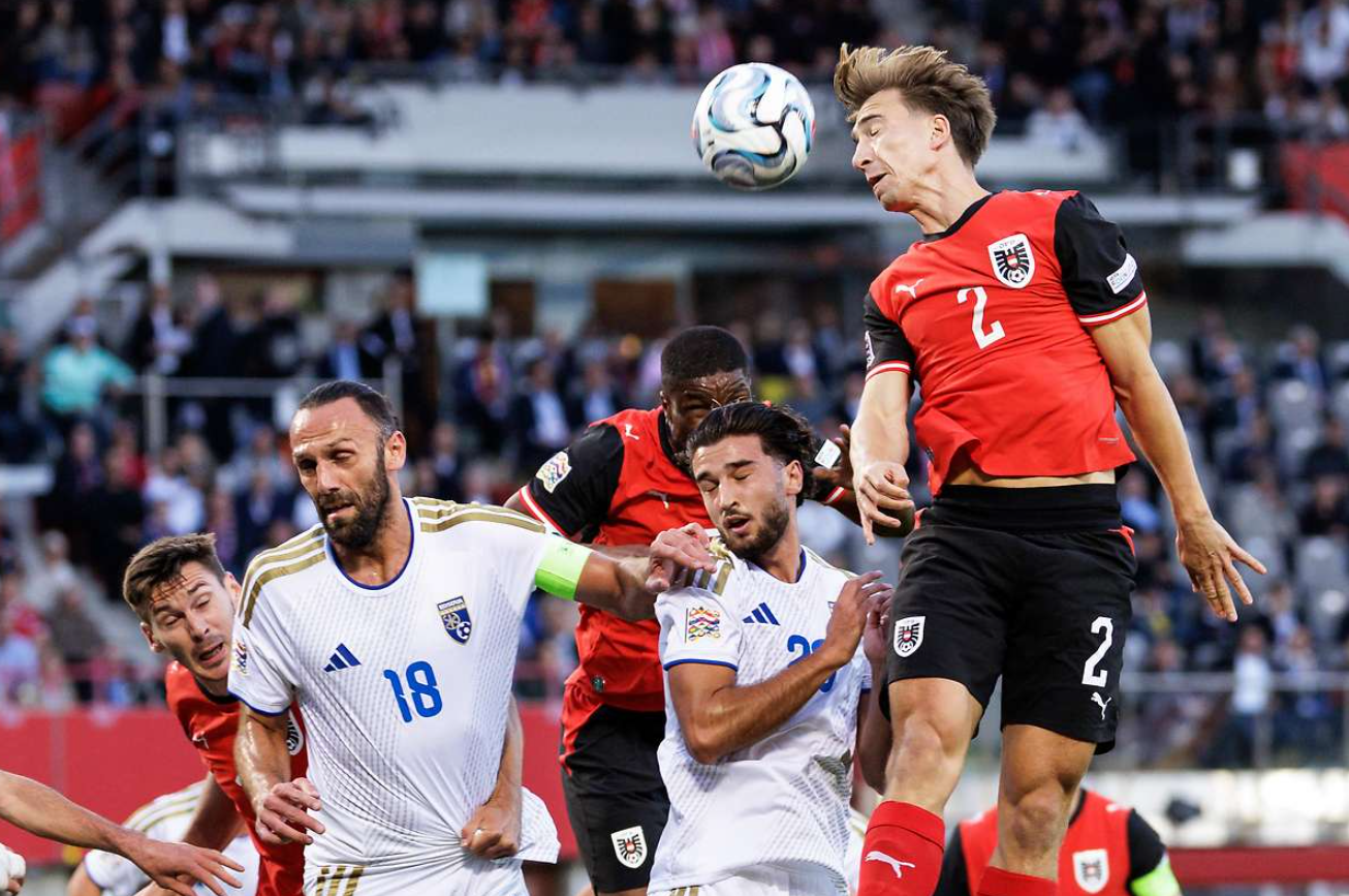 Kosova me kokë ulur del nga  Ernst Happel   mposhtet nga Austria