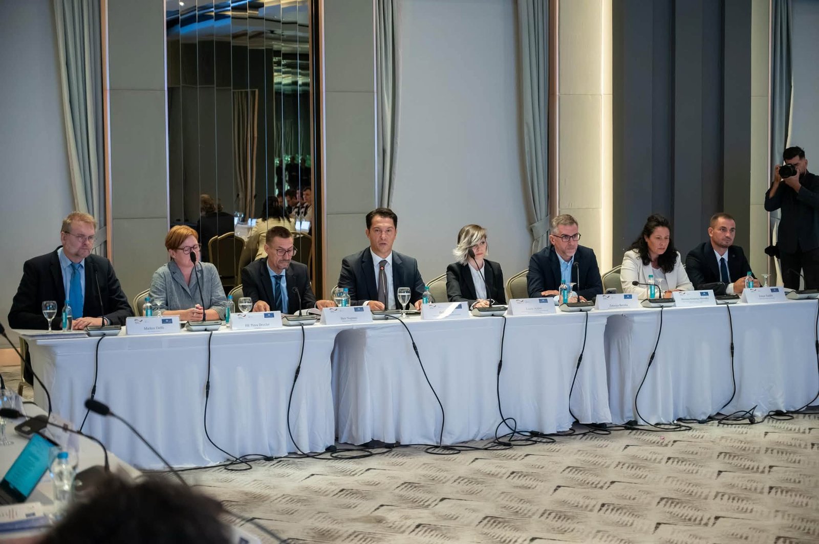 Shkup  takim me kryenegociatorët për BE në  Sali  Progresi duhet të njihet sipas meritës