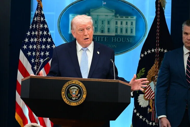 Trump anuloi sulmet e planifikuara të SHBA së ndaj grupit Huthi në minutën e fundit