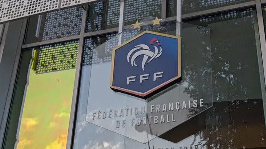 Federata Franceze e Futbollit tërheq mbështetjen për presidentin e FIFA s  Infantino