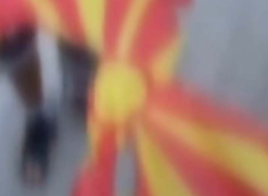 Zbardhet rasti me videon e djegies së flamurit të Maqedonisë  një i mitur nga Tetova përfundoi në polici