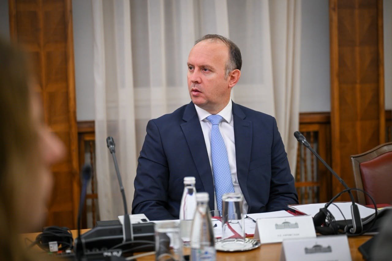 Afrim Gashi kryeson dy takime në Kuvend  Fokus te transparenca dhe forcimi institucional