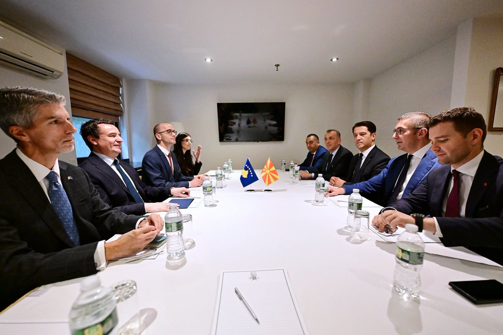 Kurti dhe Mickoski diskutojnë në New York për tunelin Prizren Tetovë dhe bashkëpunimin energjetik