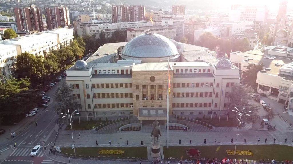 Në Kuvend u shënua Dita Ndërkombëtare e Demokracisë  Demokracia nis kur kuptojmë se zëri ynë ka rëndësi