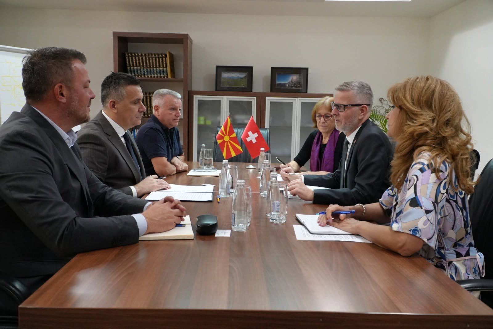 Hoxha  Zvicra mbetet partneri dhe donatori më i rëndësishëm në sektorin e ujërave