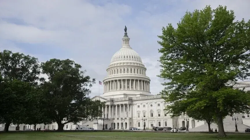 Senati amerikan bllokon projektligjin për  butonin e fikjes  së IA së mes debatit për rreziqet e superinteligjencës