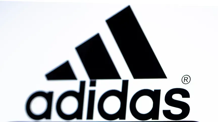 Adidas kërkon falje pasi fushata me ish ushtarin izraelit shkaktoi thirrje për bojkot