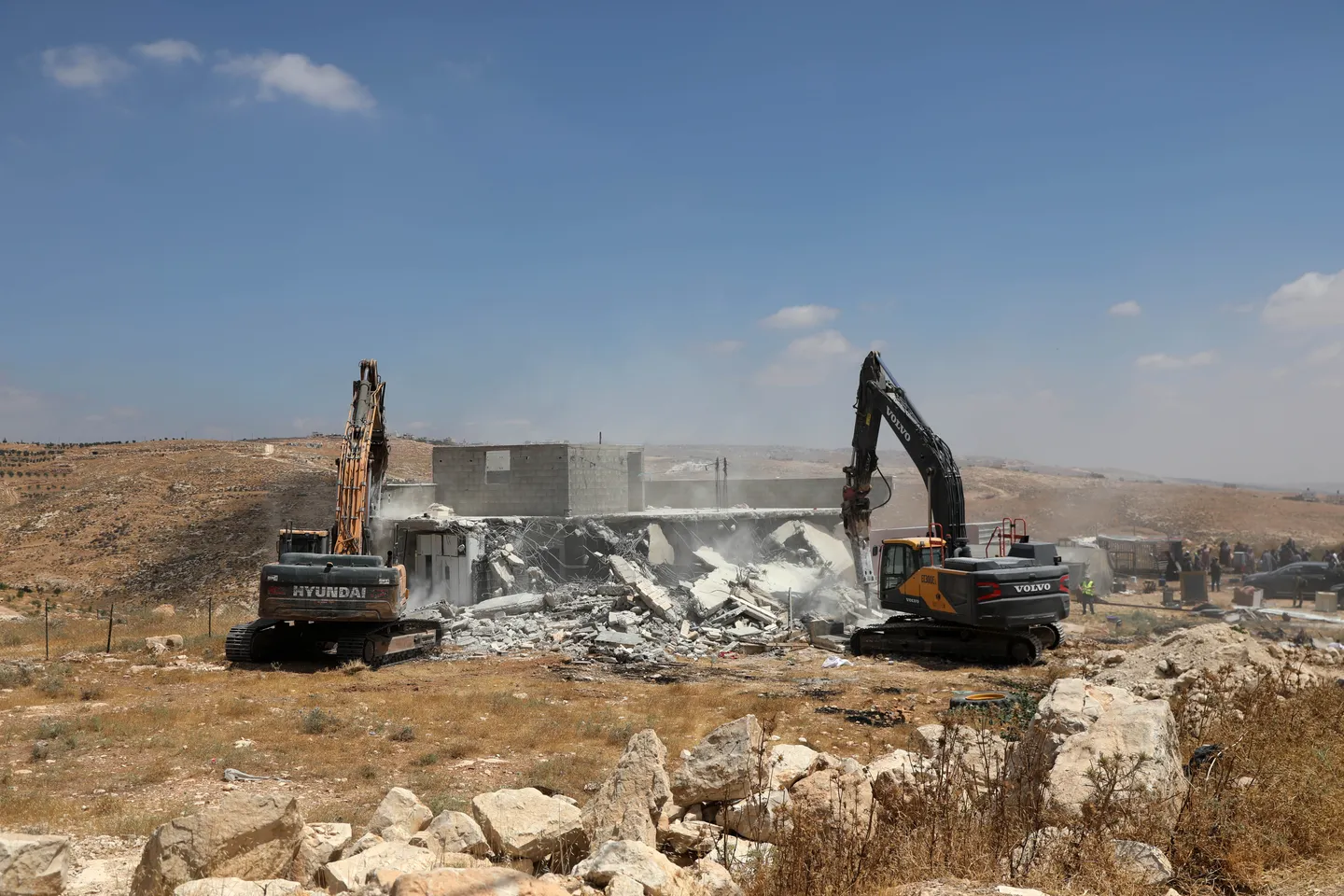 Izraeli shemb 80 shtëpi në fshatin palestinez Al Dhahiya  zhvendosen rreth 400 banorë