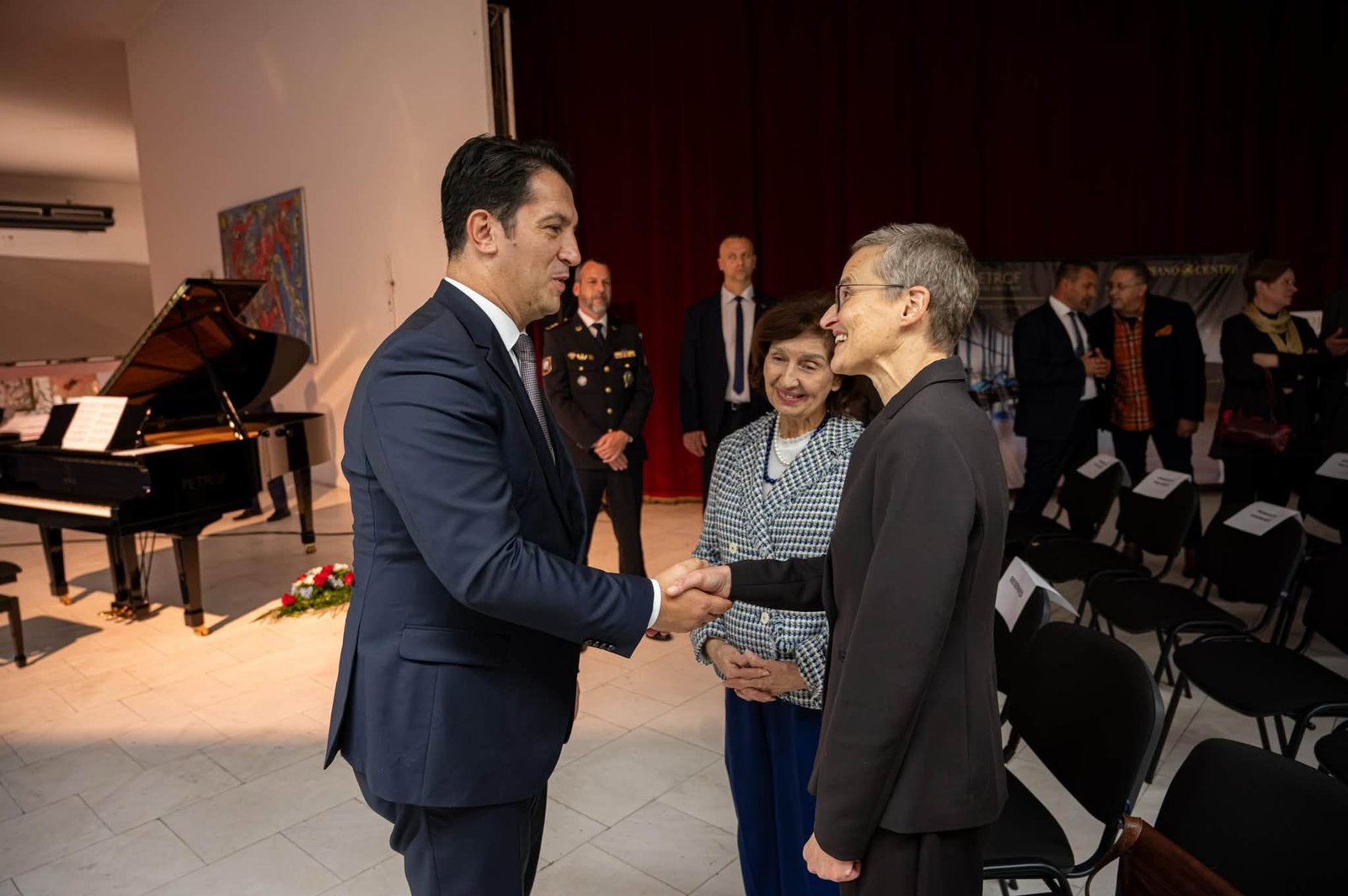 Sali përcjell urimet për Çekinë  vlerëson mbështetjen për integrimin evropian