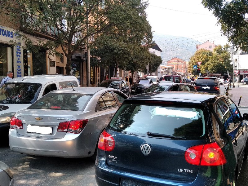 Maqedonia e Veriut me veturat më të vjetra në Ballkan  mosha mesatare arrin 19 4 vjet