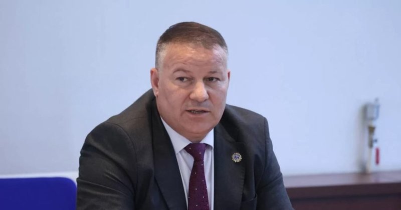 Rasti i Arlinda Zekajt  dorëhiqet drejtori i Policisë së Kosovës  Gazmend Hoxha