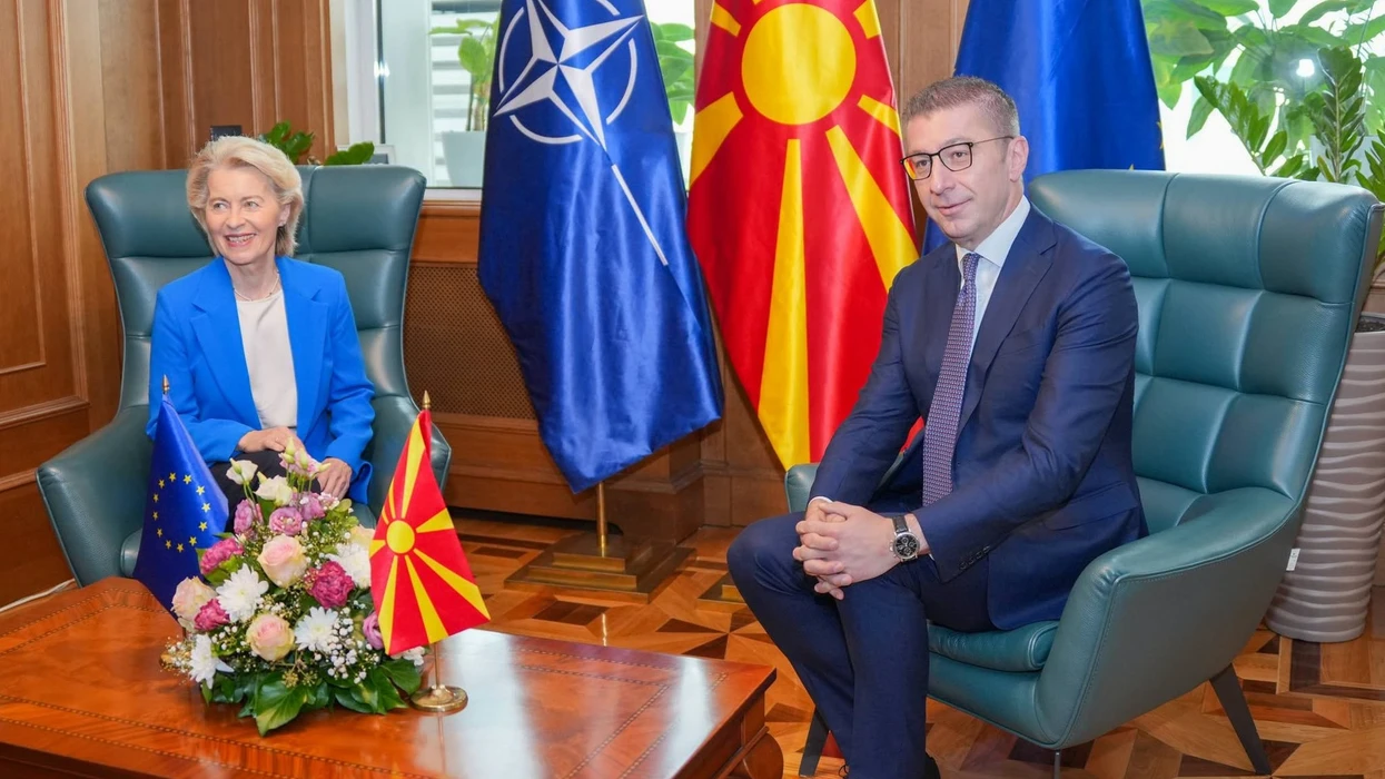 Von der Leyen i jep këshillë Mickoskit për Bullgarinë  Mucunski do të kërkojë takim në Sofje