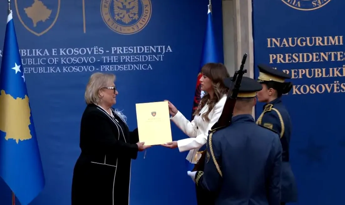 Justina Shiroka Pula merr zyrtarisht detyrën e presidentes së Kosovës