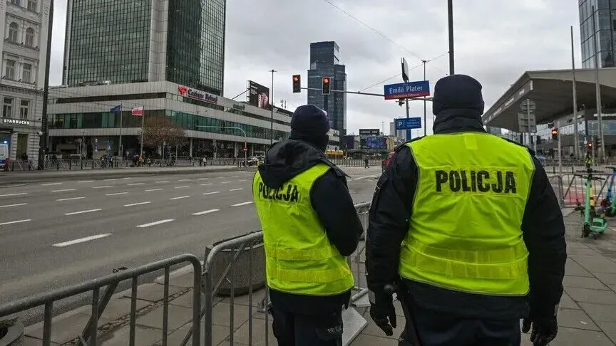 Poloni  të paktën 8 të plagosur në një sulm me thikë në shkollë