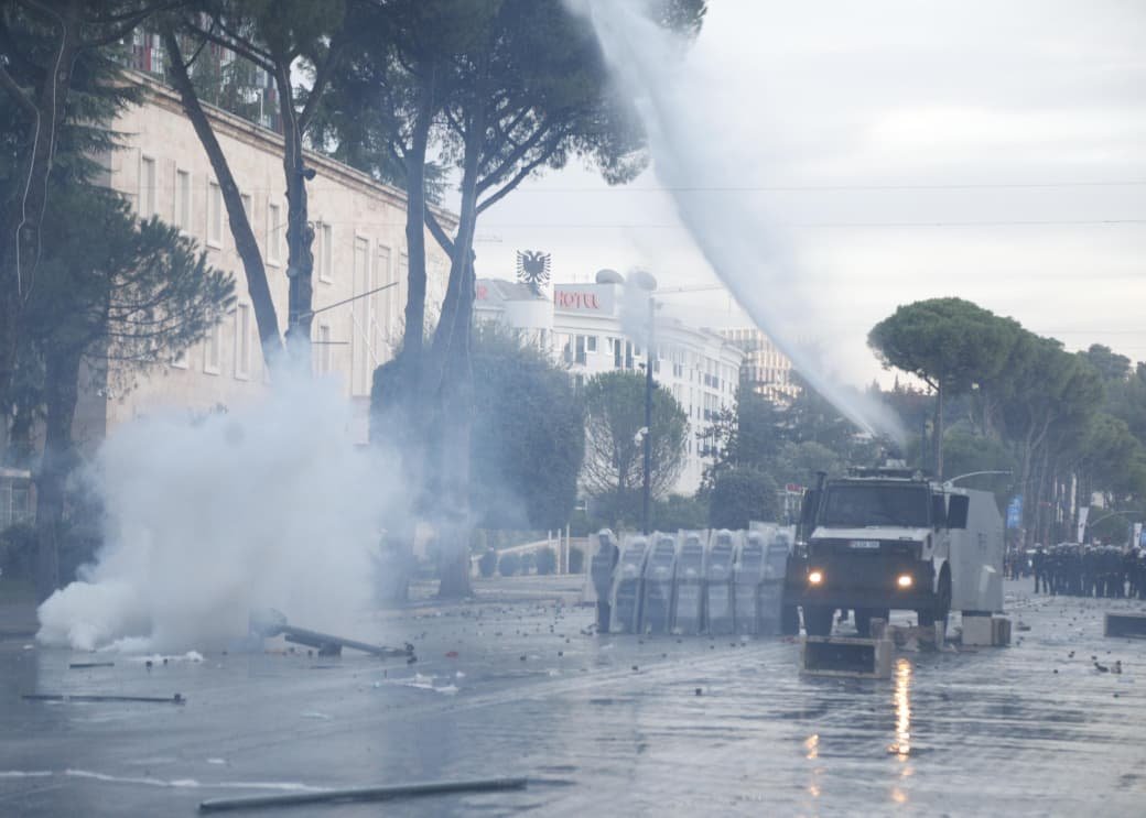 Jo vetëm Tirana  Nga jugu në veri  rinia shqiptare në revoltë  Çfarë ndodhi dje në kryeqytet dhe rrethe