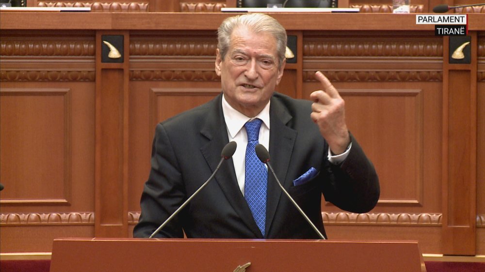 Berisha në Kuvend   Ky parlament duhet të zhduket sa më parë 