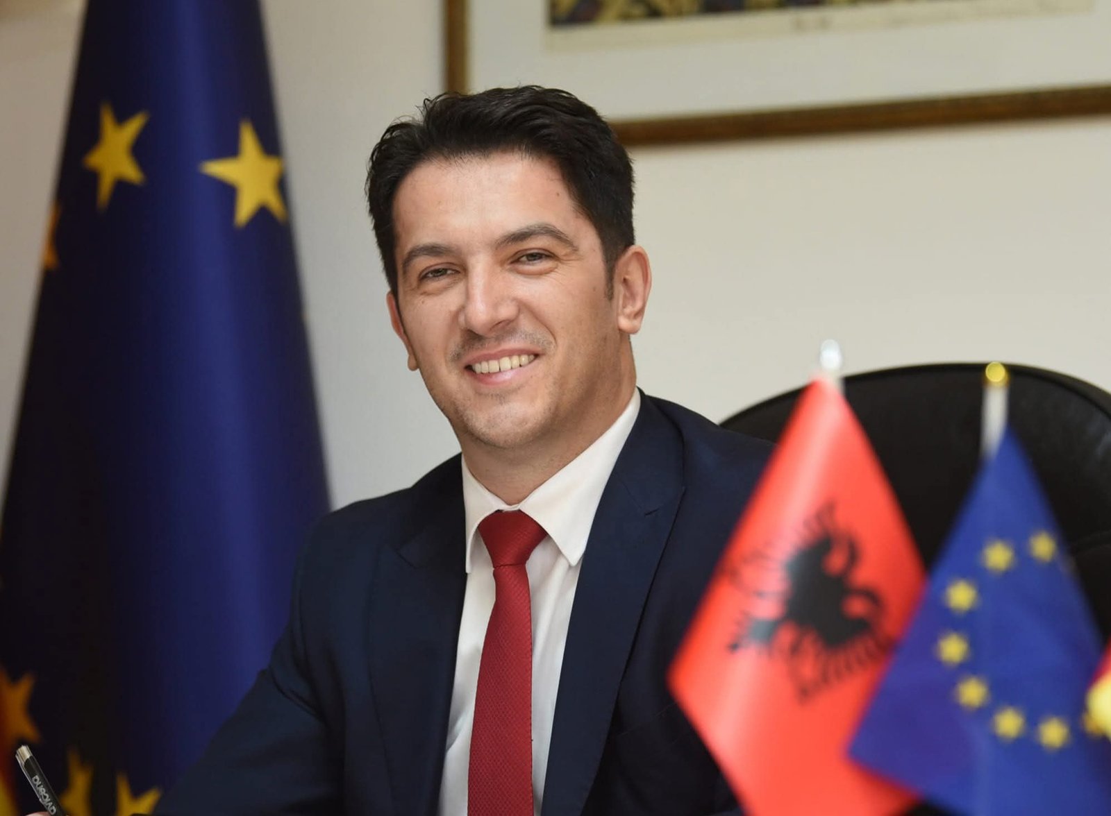 Sali  Opozita  Ligjin për përfaqësim të drejtë dhe adekuat e sheh si rritje të votës së VLEN it  në fakt me këtë ligj rritet numri i shqiptarëve 