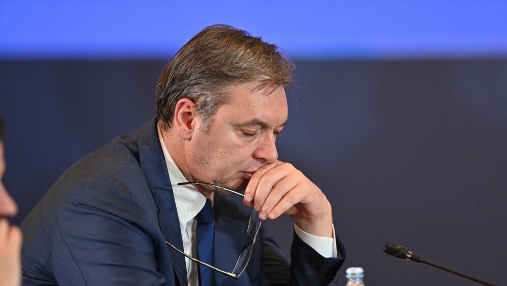 Përfundoi periudha Vuçiq  ish presidenti serb pranon humbjen  Lista e studentëve fiton deri në 140 mandate