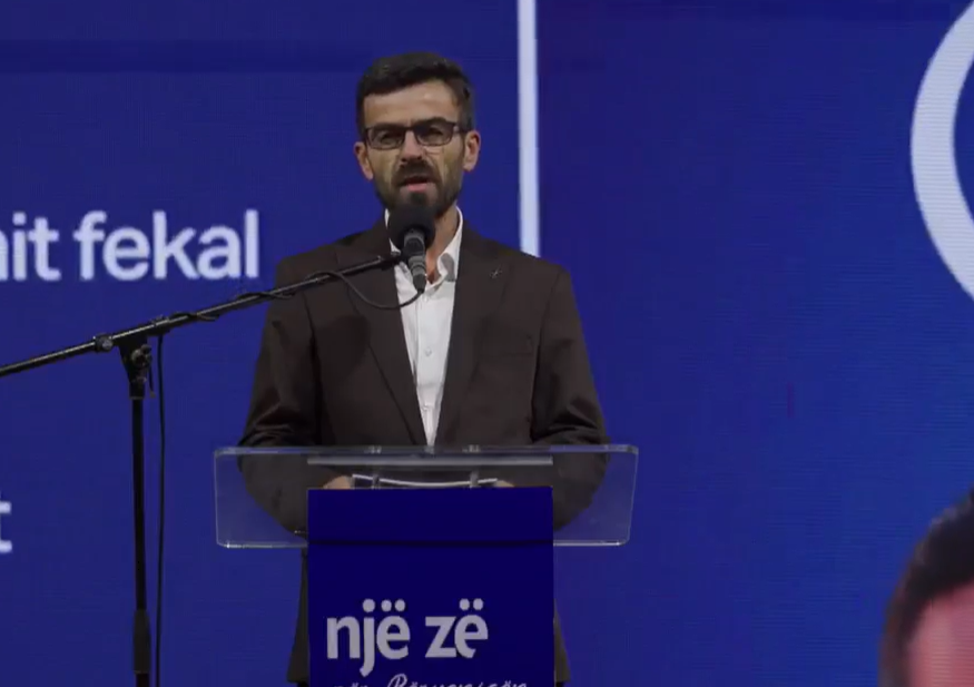 Jakup Huseini prezanton programin për Bërvenicën  Asnjë vendbanim nuk lihet pas