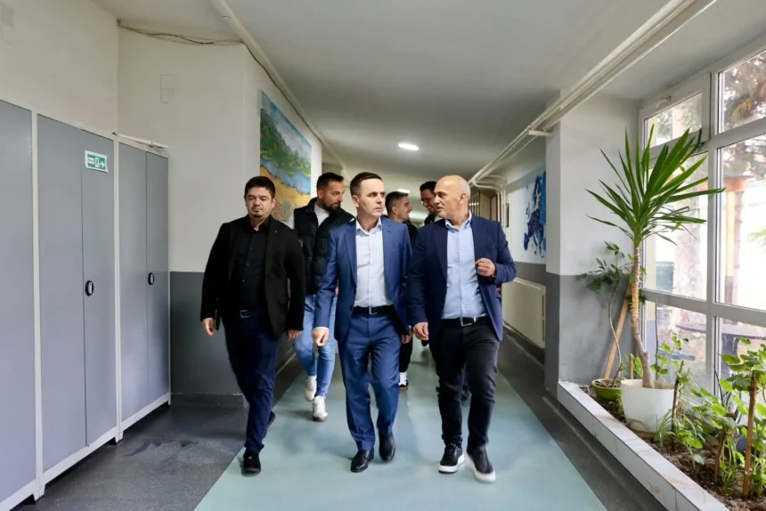 Kasami inspekton punimet në SHFK  Migjeni   arsimi mbetet prioritet i Komunës së Tetovës