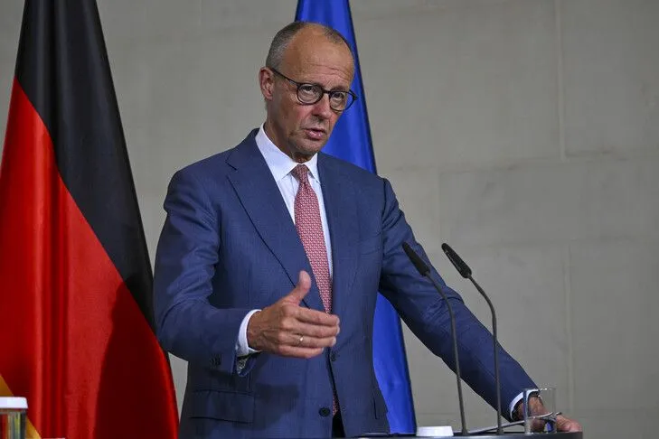 Merz  Duhet ta normalizojmë dialogun mes Prishtinës dhe Beogradit